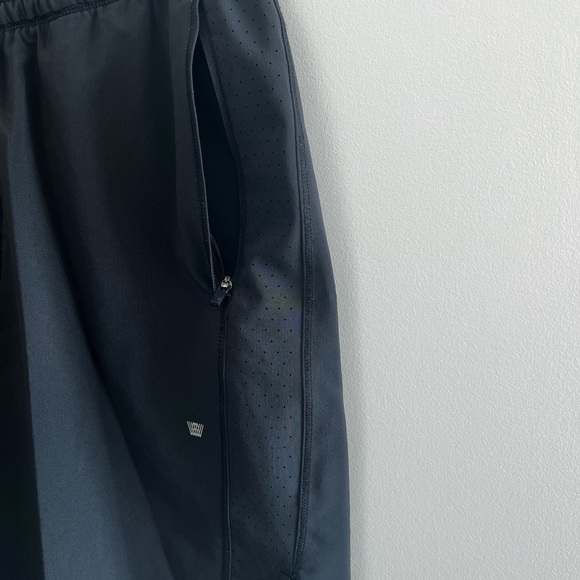 Mack Weldon Stratus Active Short Lined - Picture 6 of 8